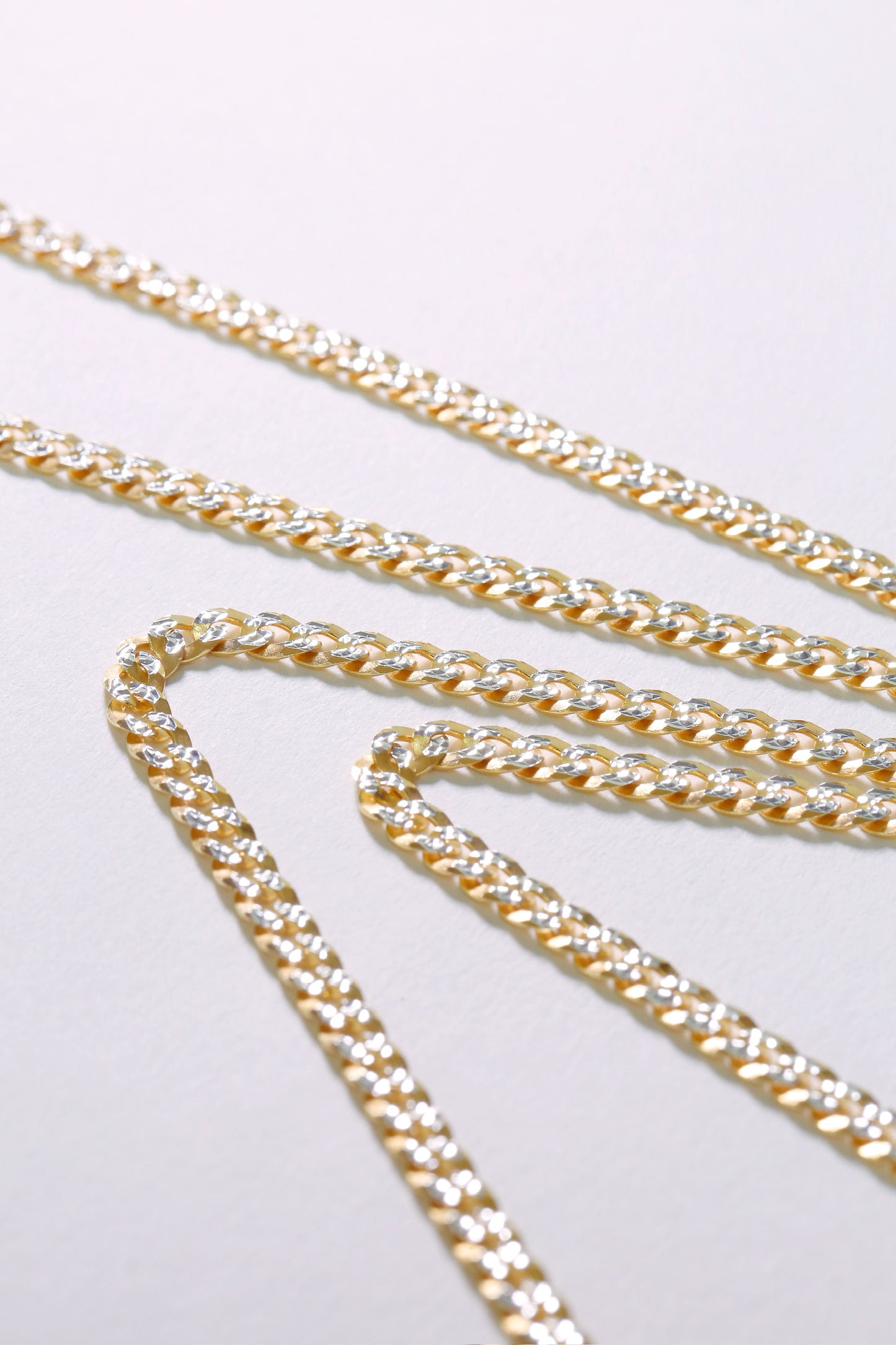 THUNDER NECKLACE